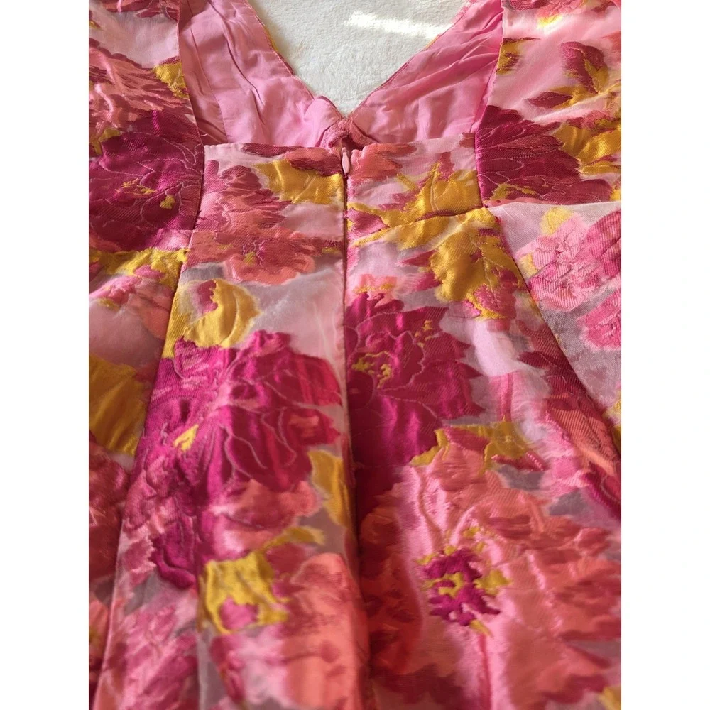 Barbie Core Coquette Showpo Floral Organza Fit Flare Plunge Mini Dress Pink US 4 - Picture 12 of 16